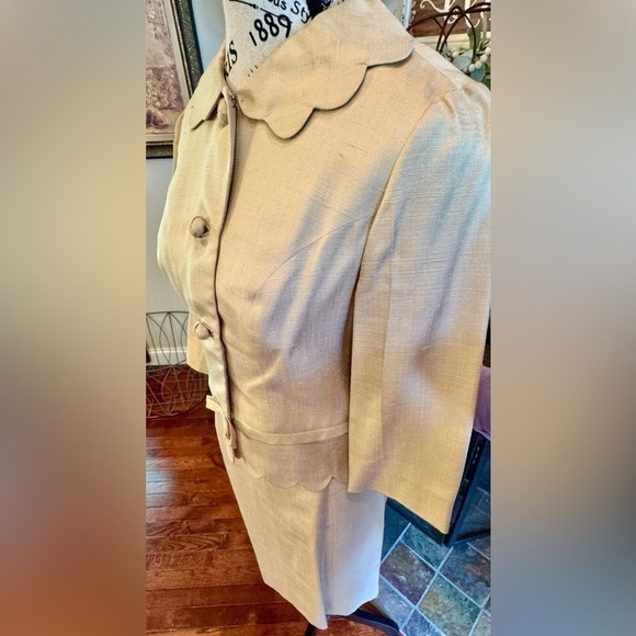 Vintage Gold Linen Silk Blend Suit Scalloped Bow Small Rich’s Department Store - Picture 5 of 10